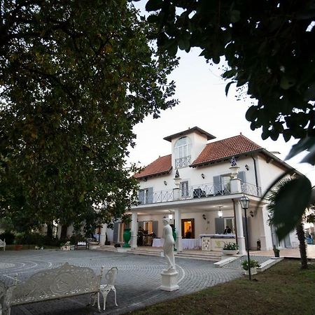 Villa Strampelli Pomezia Exterior foto