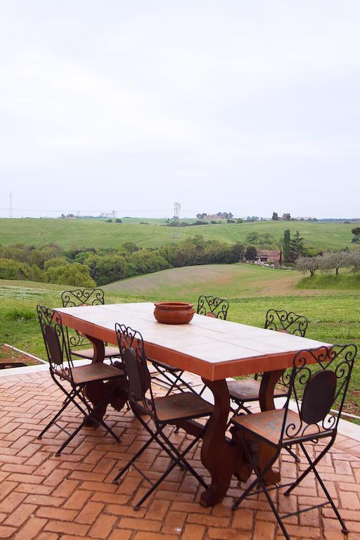 Villa Strampelli Pomezia Exterior foto