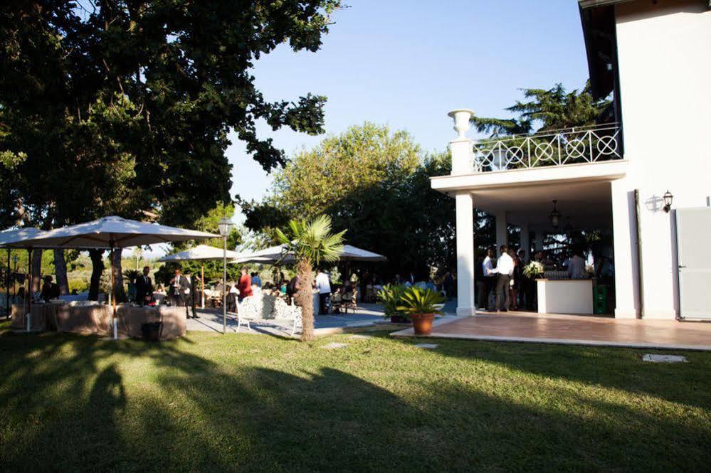Villa Strampelli Pomezia Exterior foto