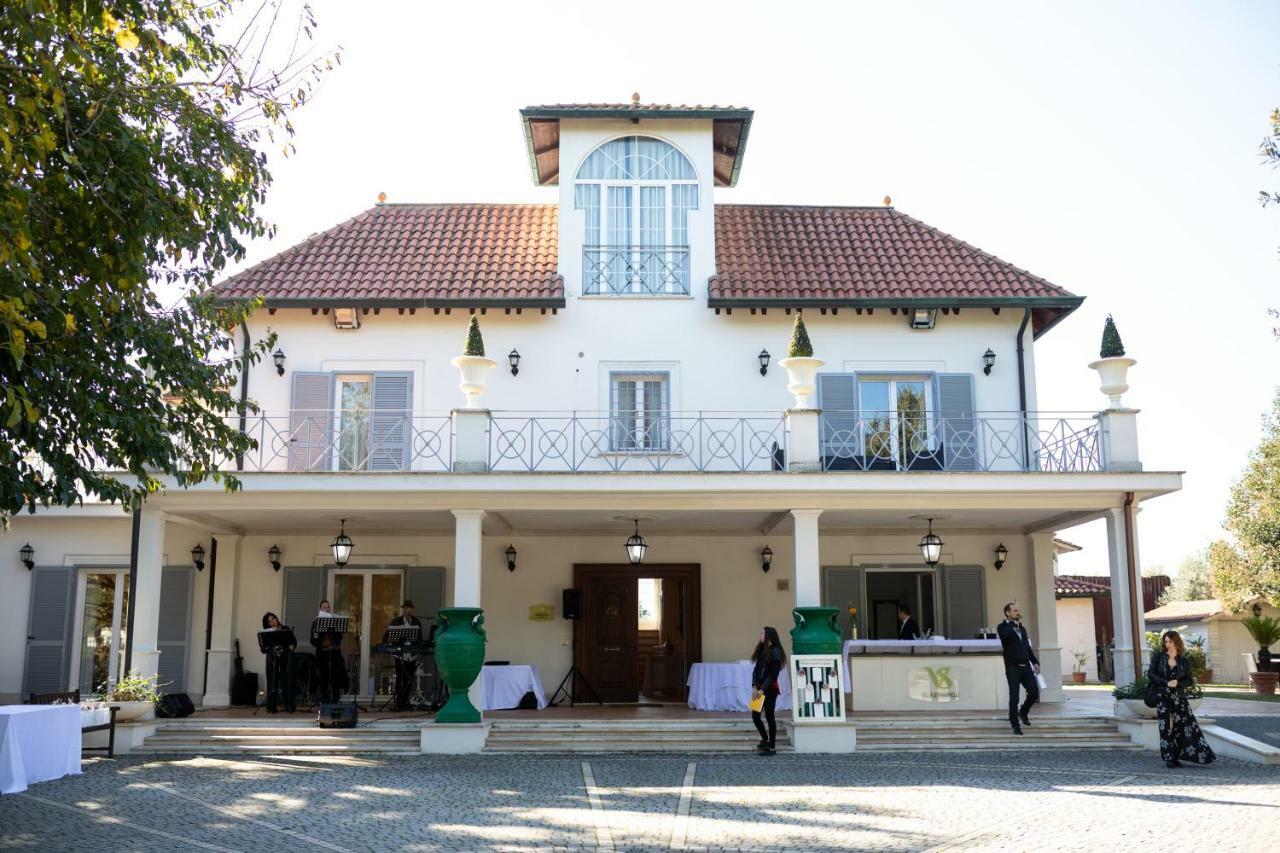 Villa Strampelli Pomezia Exterior foto