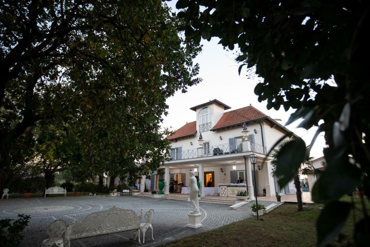 Villa Strampelli Pomezia Exterior foto